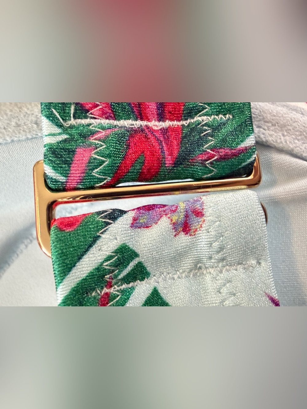 Victoria's Secret Tropical Bandeau Swim Top Size 38C - Picture 6 of 13